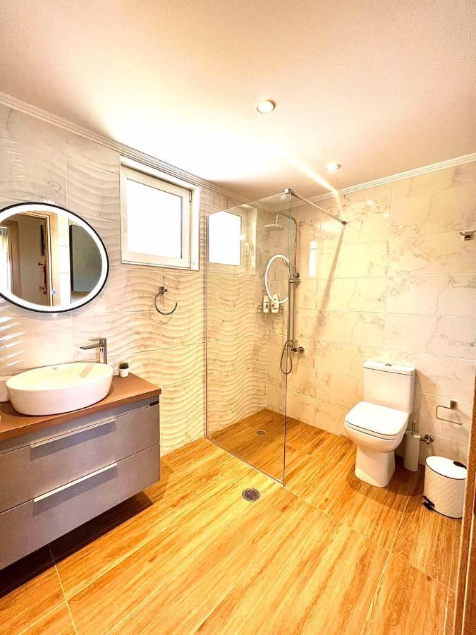 Cosy Apartment With Great Views Longa Exterior photo